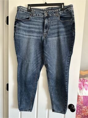Maurices Women's plus 24W Medium-Dark Blue Jeans